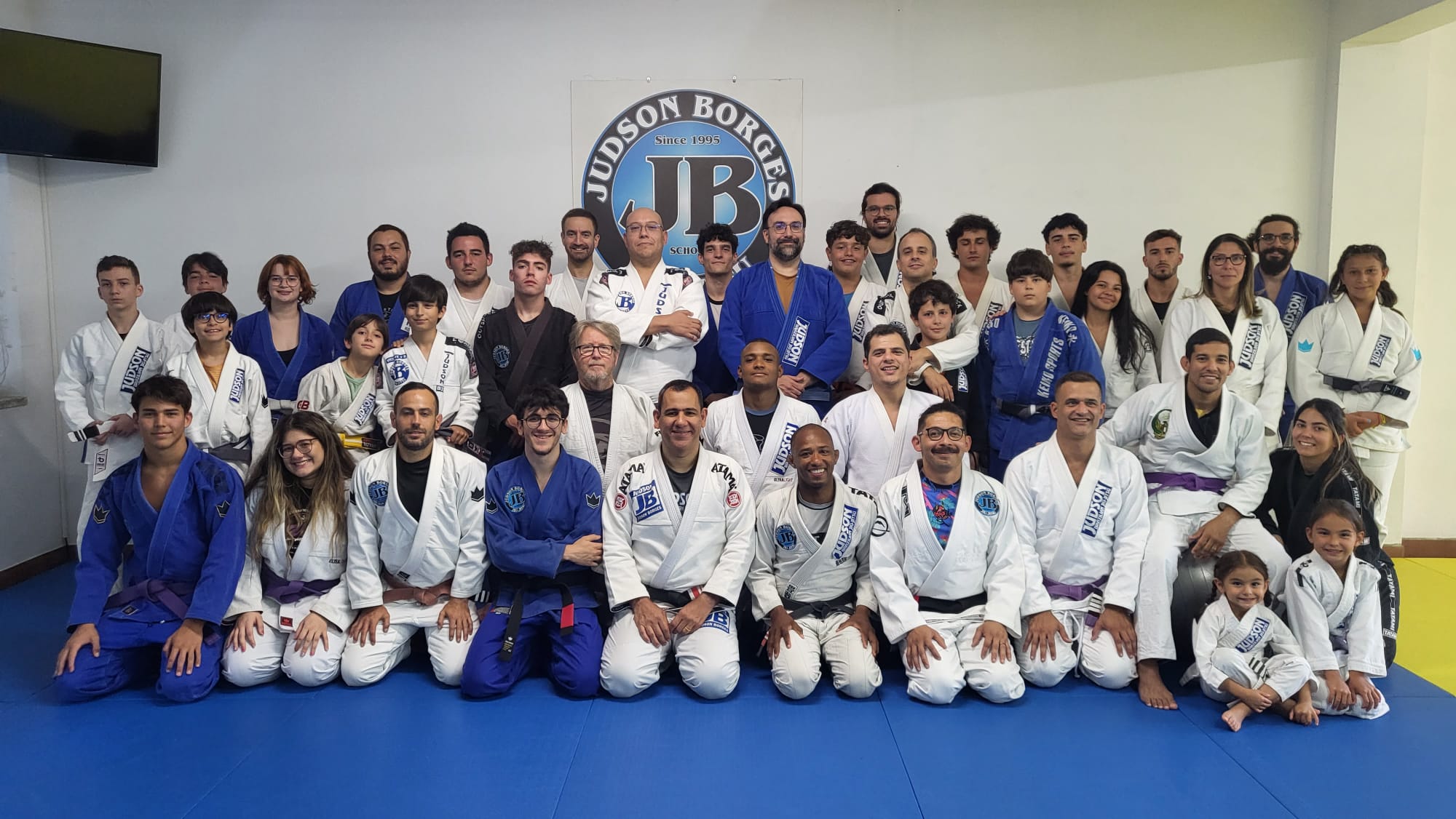 background-class-photo